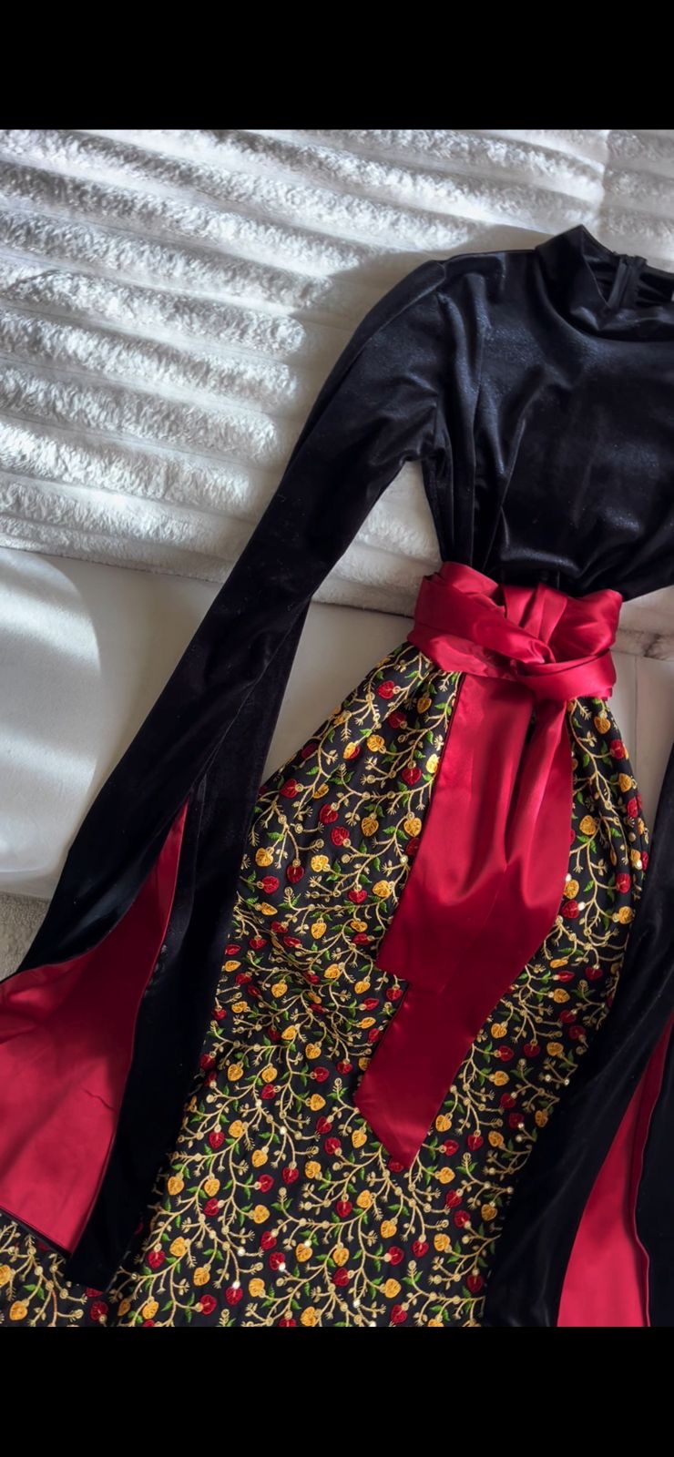 Midnight Bloom ( Dust Rose Satin Sleeve)