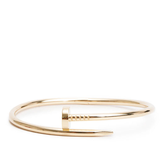Nail-Inspired Stainless Steel Bracelet – 18K Gold Plated