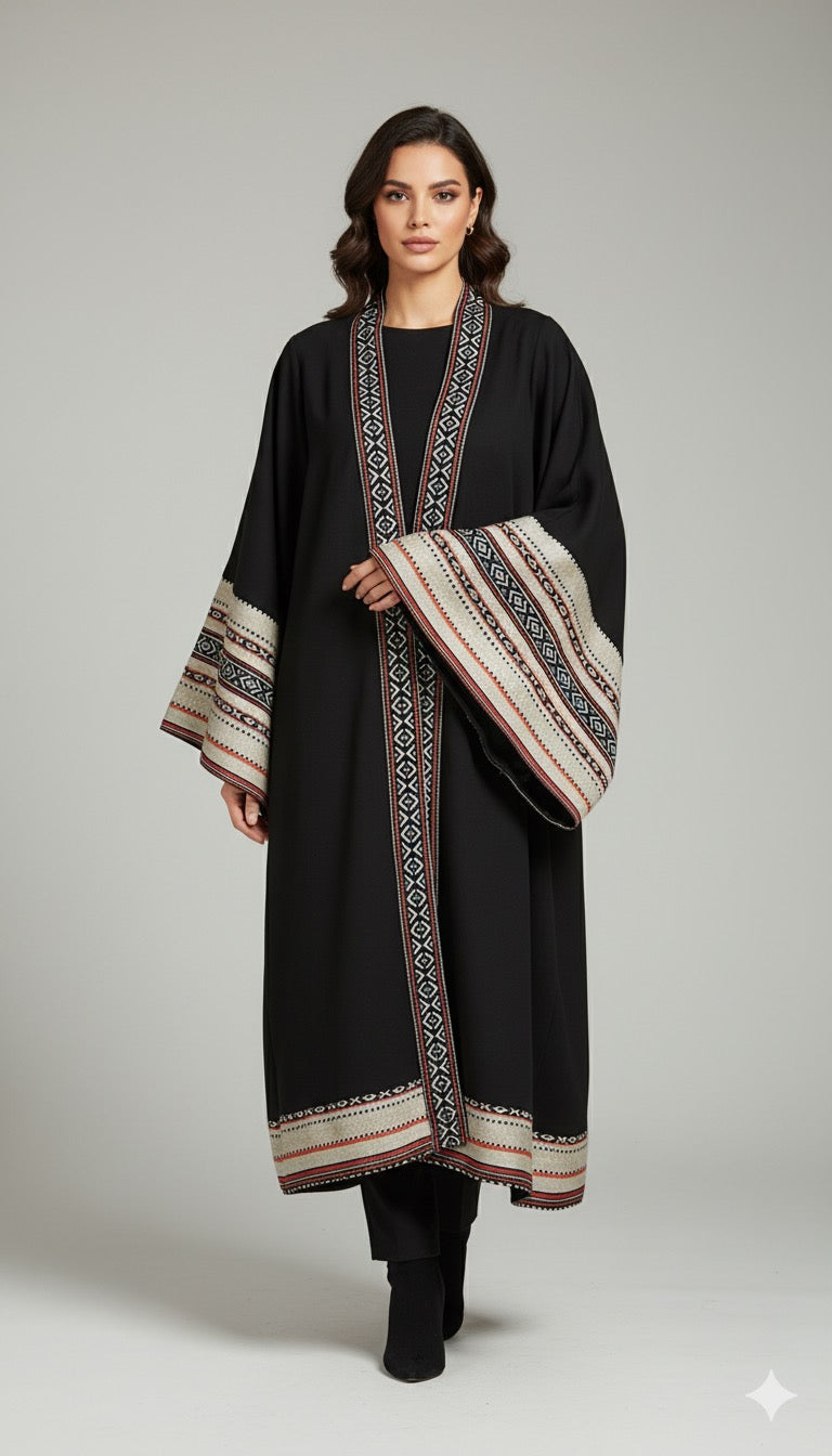 Traditional Kuwaiti Coat with Embroidered Borders
