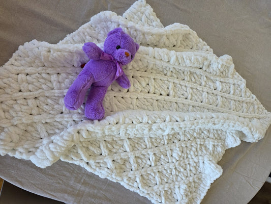 luxuriously soft handmade baby blanket  100cm*100cm