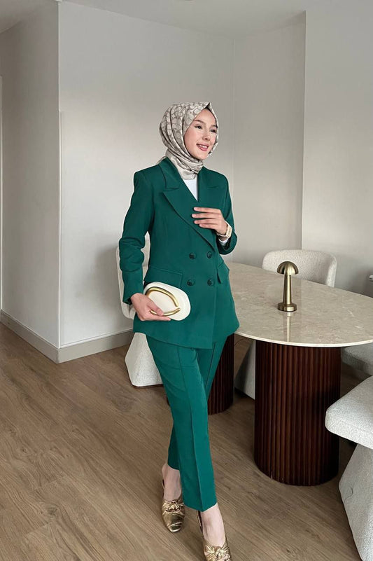 Emerald Green Double-Breasted Suit Set