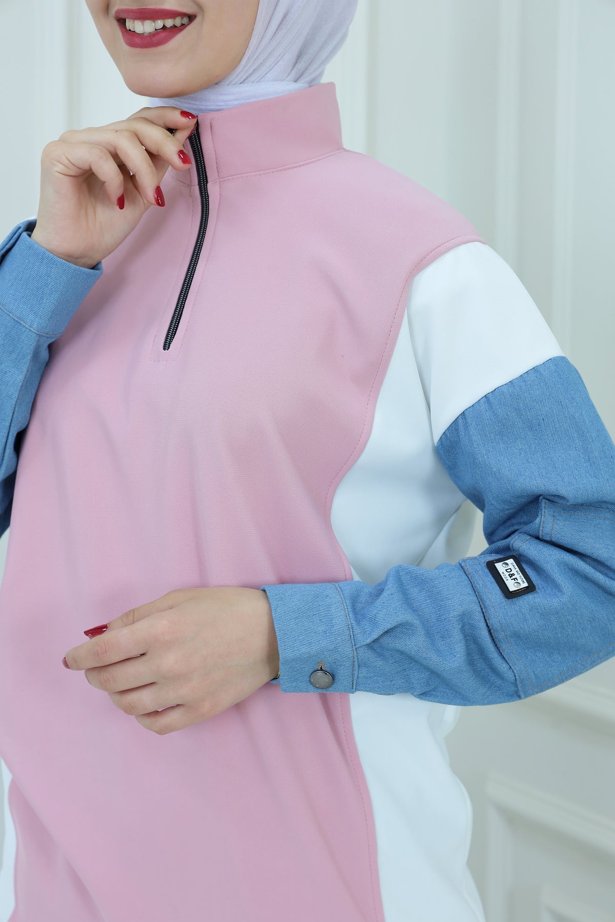 Pink Color‑Block Denim Tunic and Pant Set